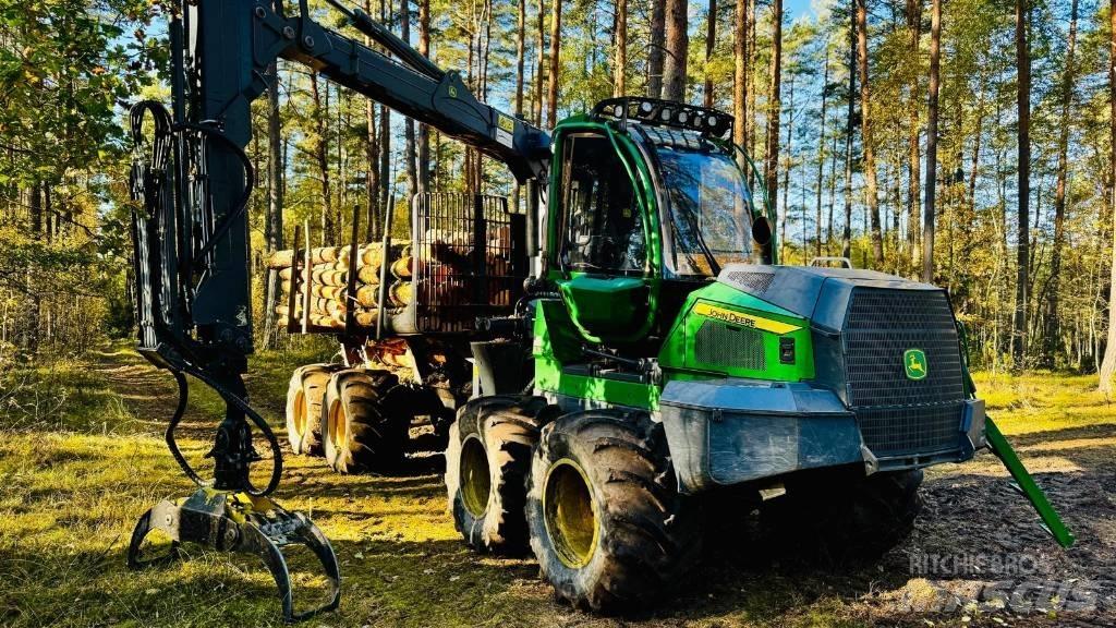John Deere 1010G Lesné traktory