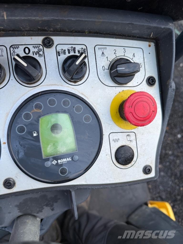 Bomag BW 120 AD-5 Tandemové valce
