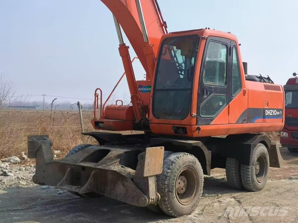 Doosan DH210W-7 Kolesové rýpadlá