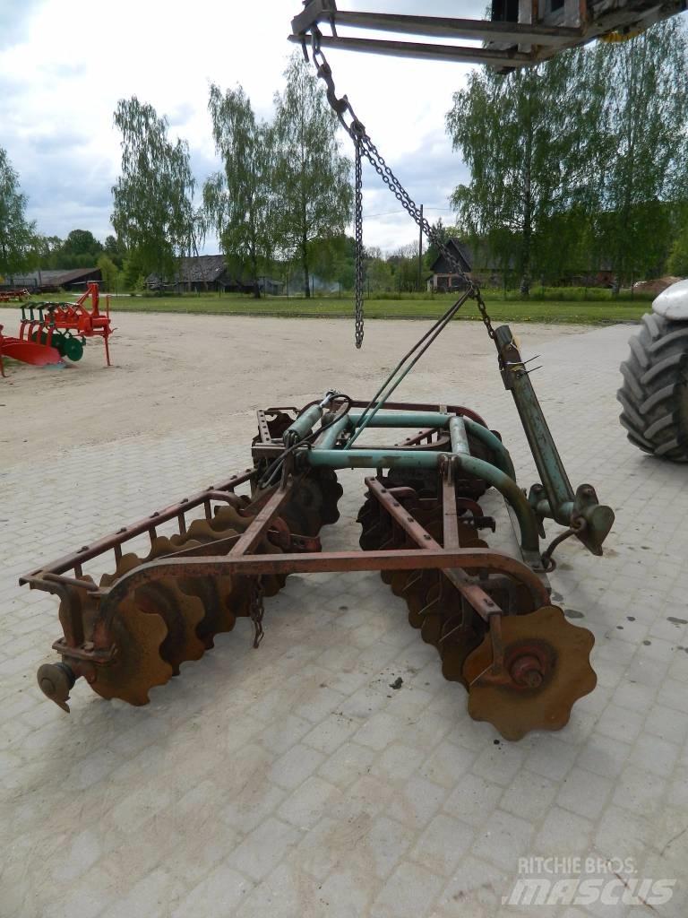 Kverneland 300 Tanierové brány