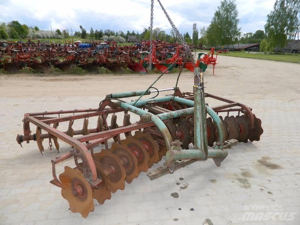 Kverneland 300 Tanierové brány