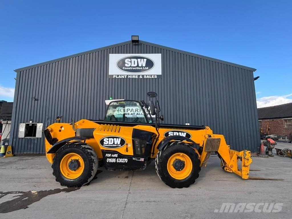 JCB 540-140 Teleskopické manipulátory
