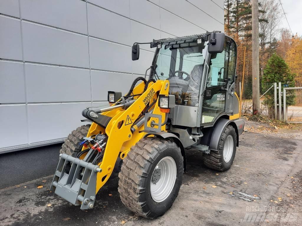 Wacker Neuson WL 38 Kolesové nakladače
