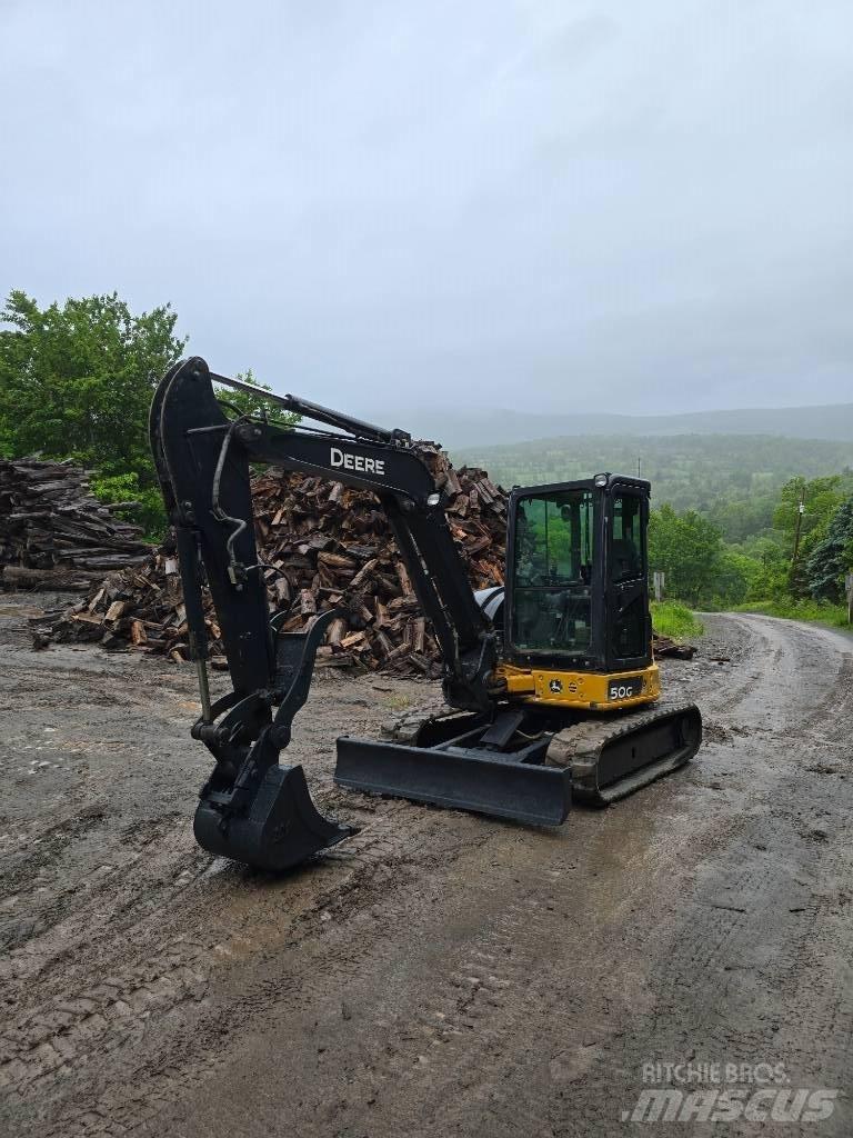 DEERE 50G Mini rýpadlá < 7t