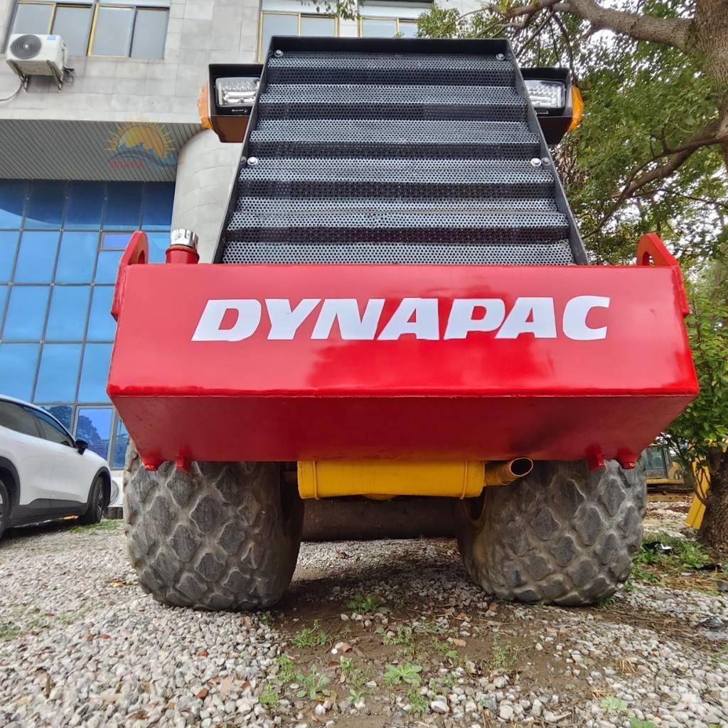 Dynapac CA 251 D Ťahačové valce