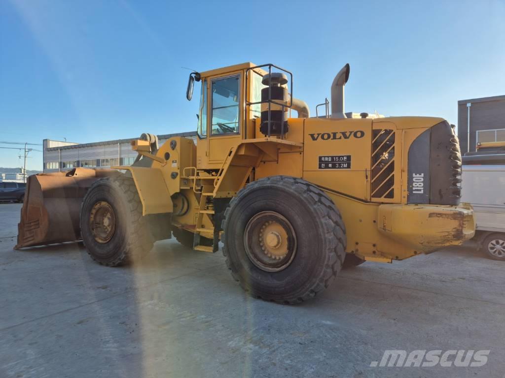 Volvo L 180 E Kolesové nakladače