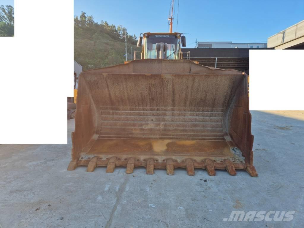 Volvo L 180 E Kolesové nakladače