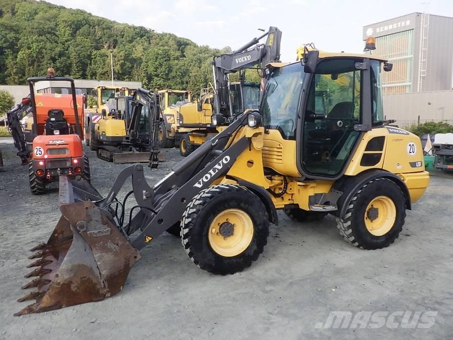 Volvo L 25 F Kolesové nakladače