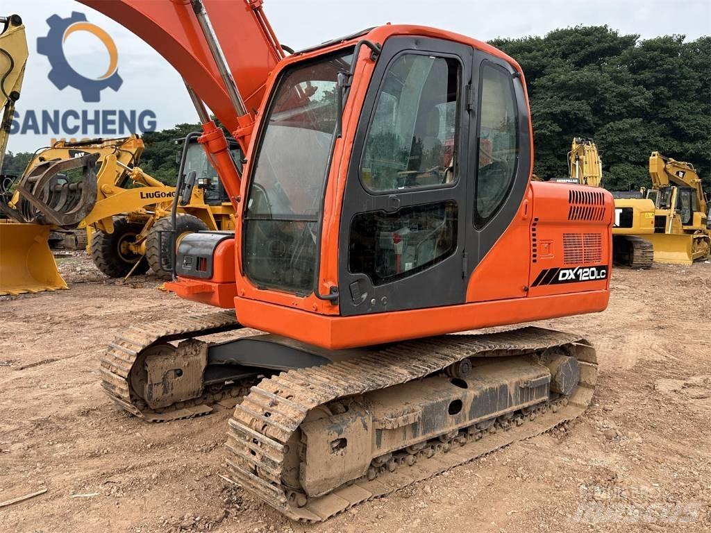 Doosan DX 120 Midi rýpadlá 7 t - 12 t