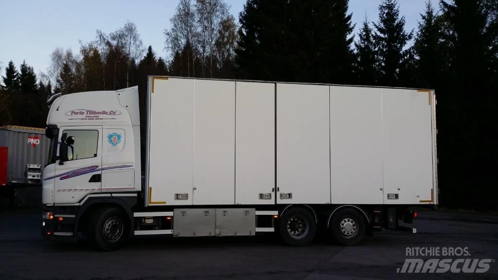 Scania R500 6x2 Skriňová nadstavba