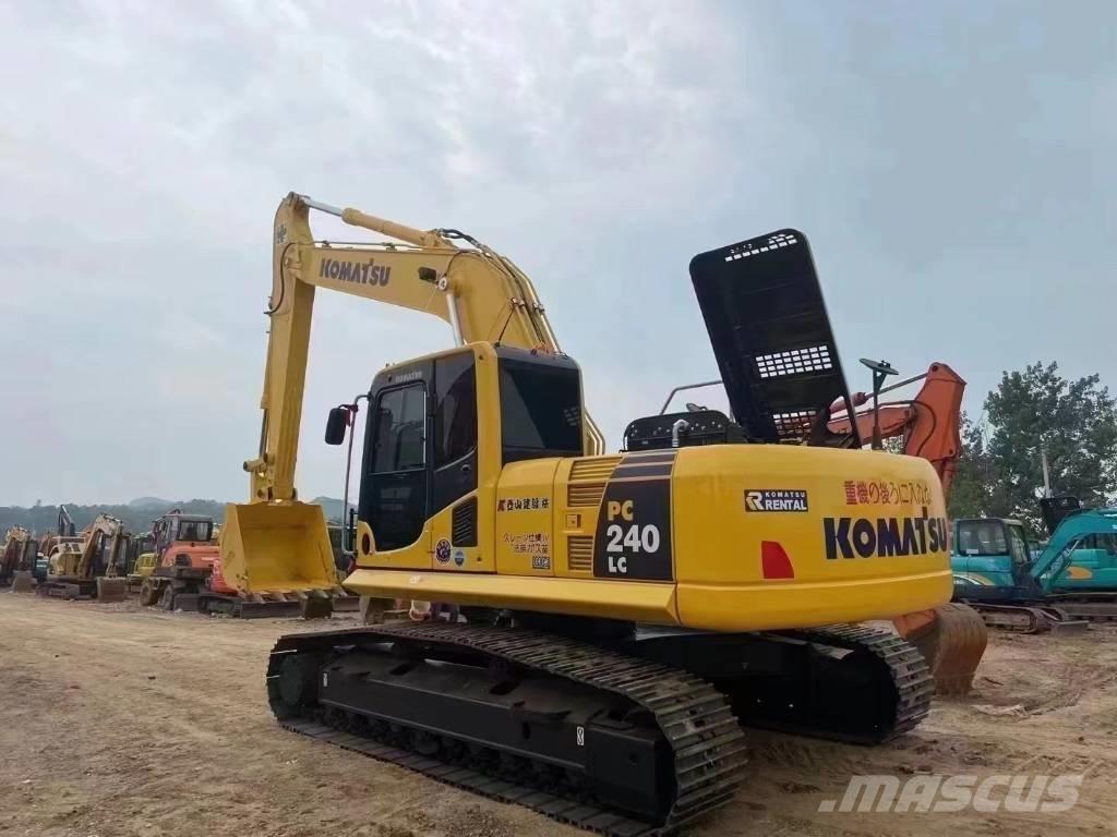 Komatsu pc 240 Pásové rýpadlá