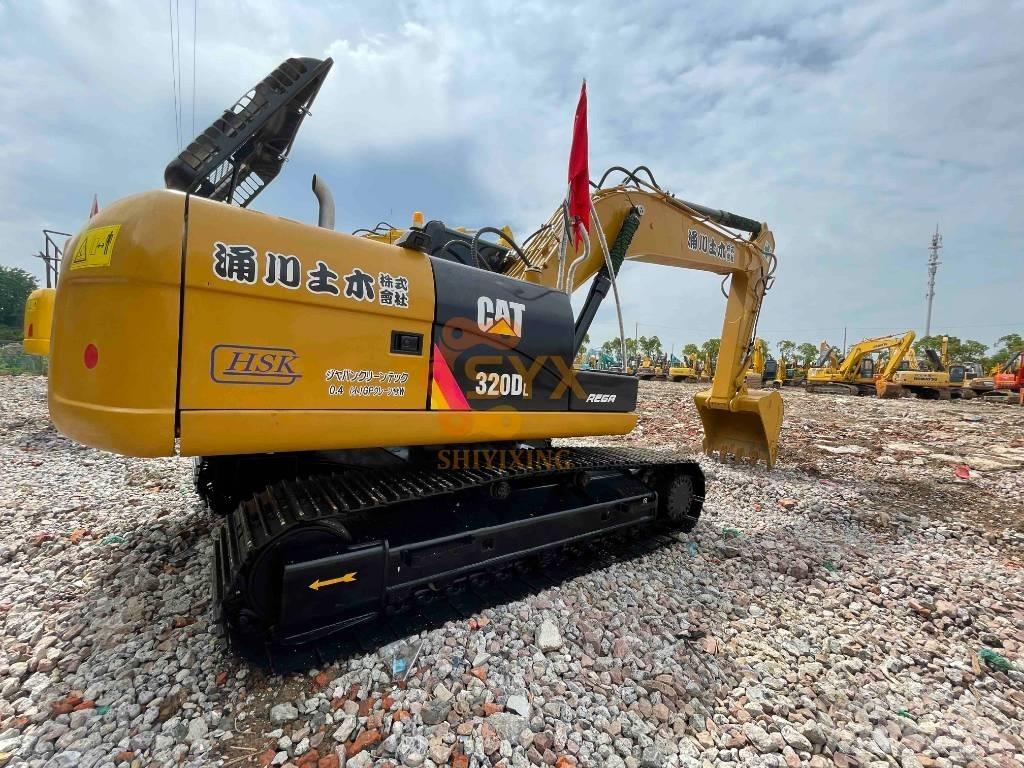CAT 320 D Pásové rýpadlá