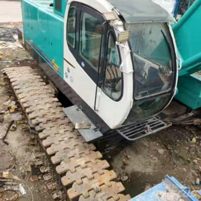 Kobelco 7080 Pásové žeriavy