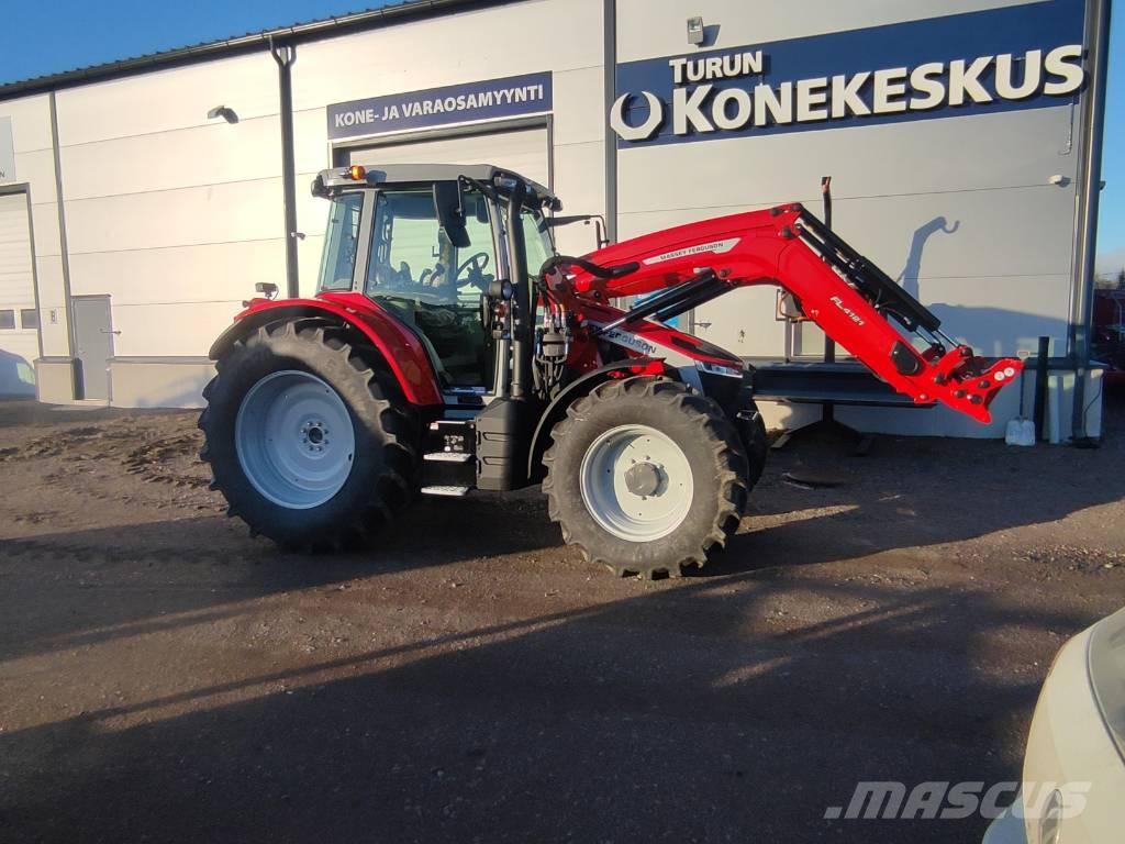 Massey Ferguson 5 S Traktory