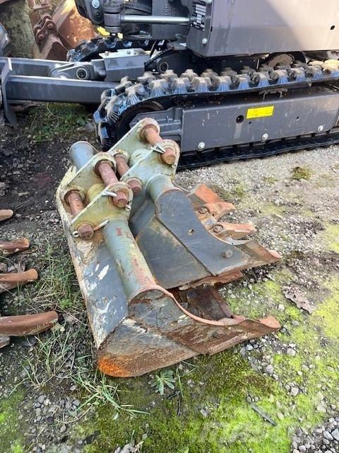 Volvo EC 18 E Mini rýpadlá < 7t