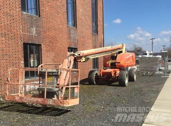 JLG 860 SJ Teleskopické plošiny