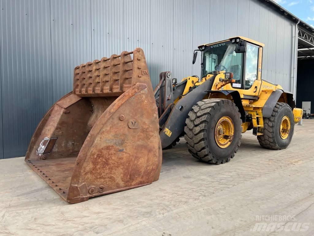 Volvo L120F Kolesové nakladače
