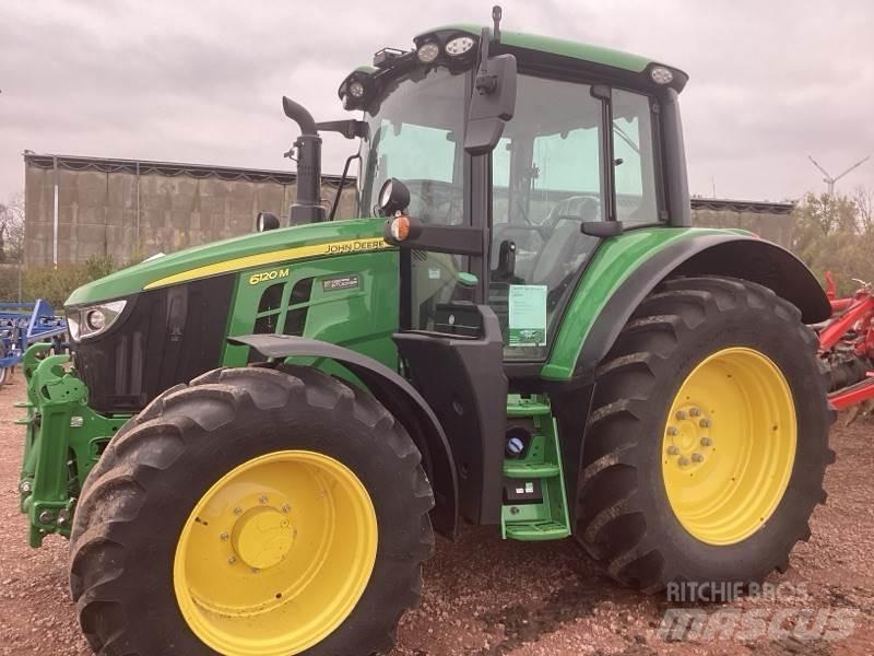 John Deere 6120M Traktory