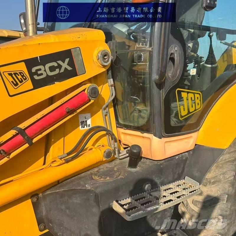 JCB 3 CX Kolesové nakladače