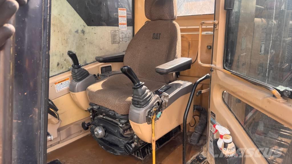 CAT 365 B L II Pásové rýpadlá