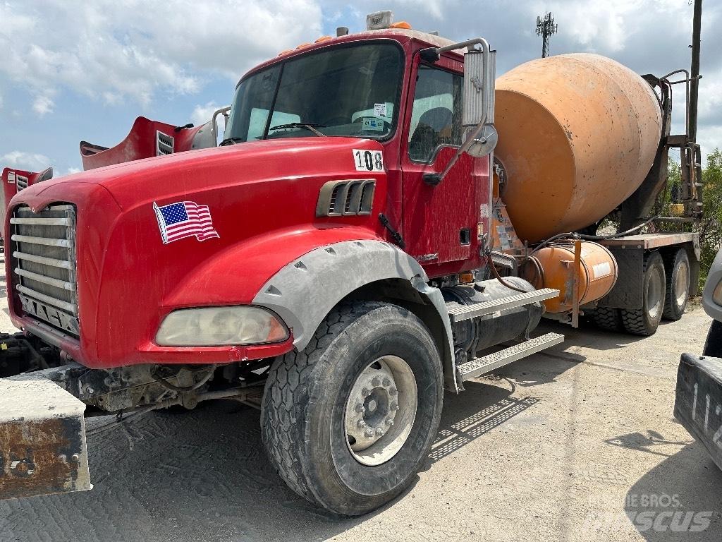 Mack Granite GU 813 Ďalšie nákladné vozidlá