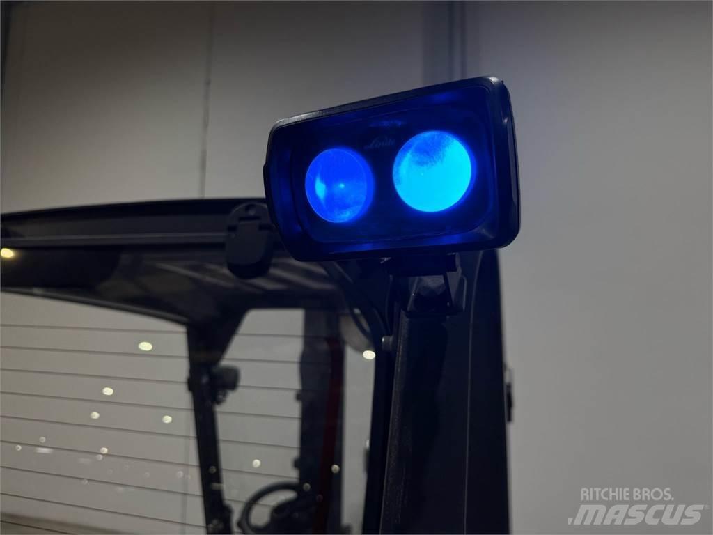 Linde E30L 01 Akumulátorové vozíky