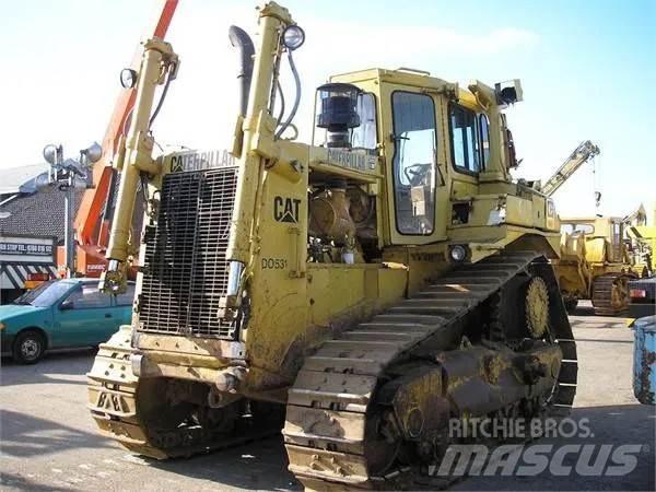 CAT D8N Pásové dozéry