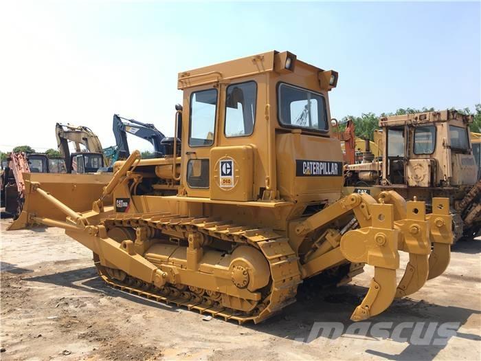 CAT D 6 D Pásové dozéry
