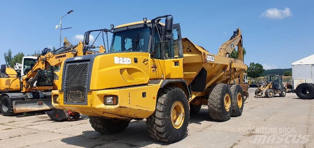 Bell B 25 D Kĺbové nákladné autá