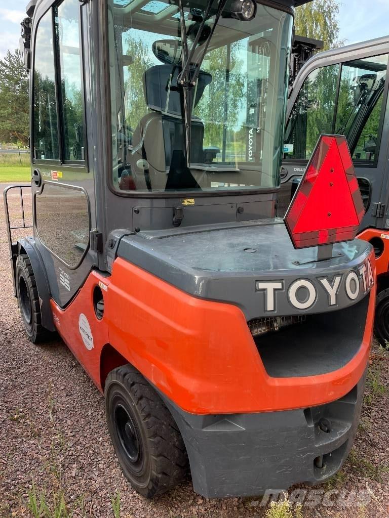 Toyota 52-8FDJF35 Dieselové vozíky