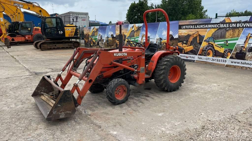 Kubota B 20 Traktory