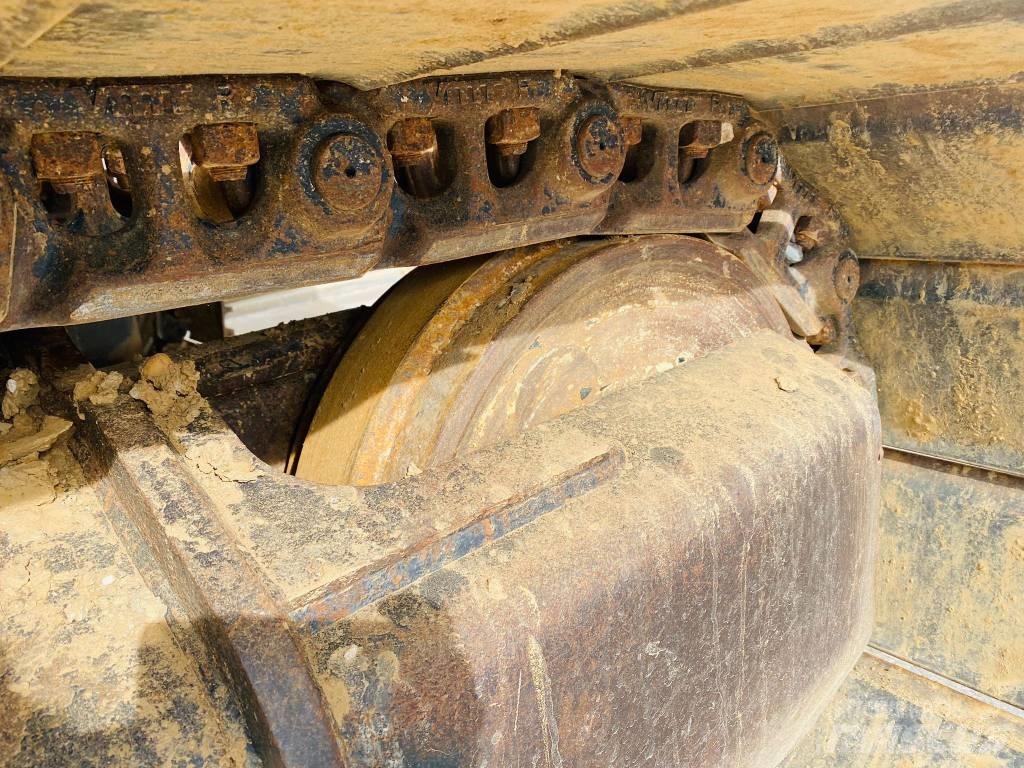 CAT 330-07a Pásové rýpadlá