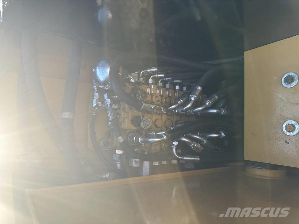 CAT 305.5E Pásové rýpadlá