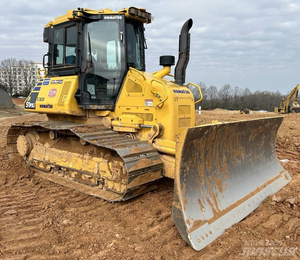 Komatsu D51PXi-24 Pásové dozéry