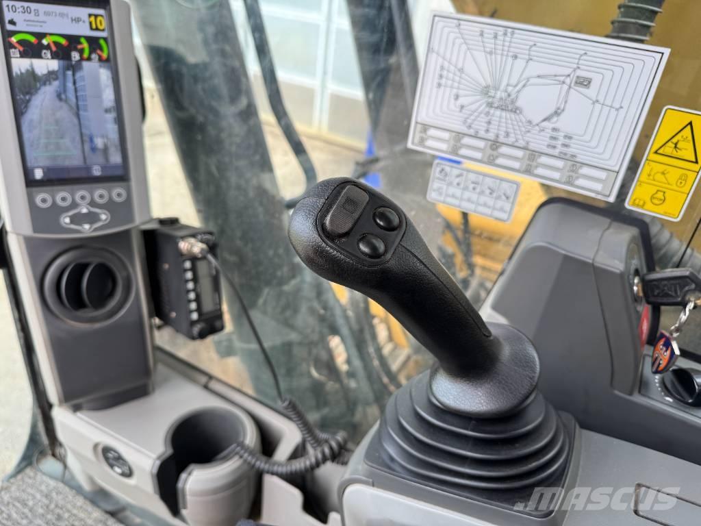 CAT 318 Pásové rýpadlá