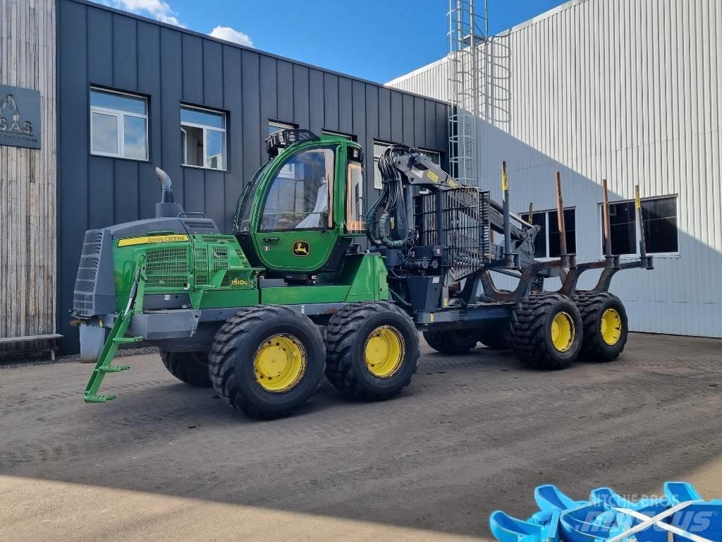John Deere 1510 G Lesné traktory