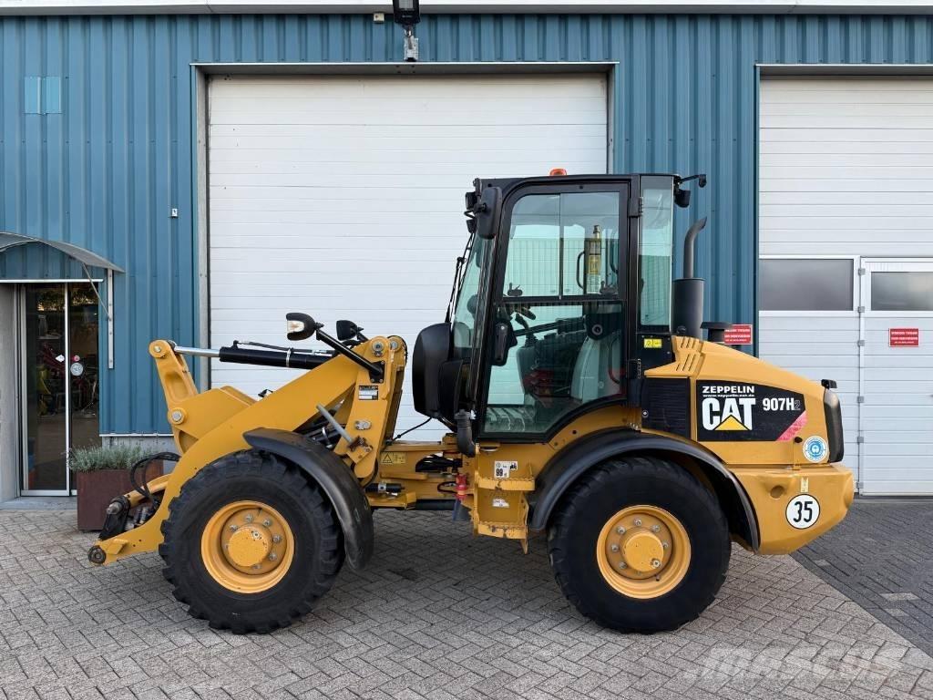 CAT 907 H Kolesové nakladače