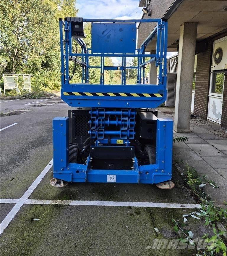 Genie GS 3369 RT Nožnicové zdvíhacie plošiny