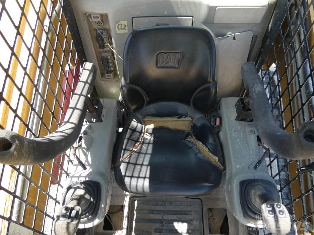 CAT 279 C Šmykom riadené nakladače