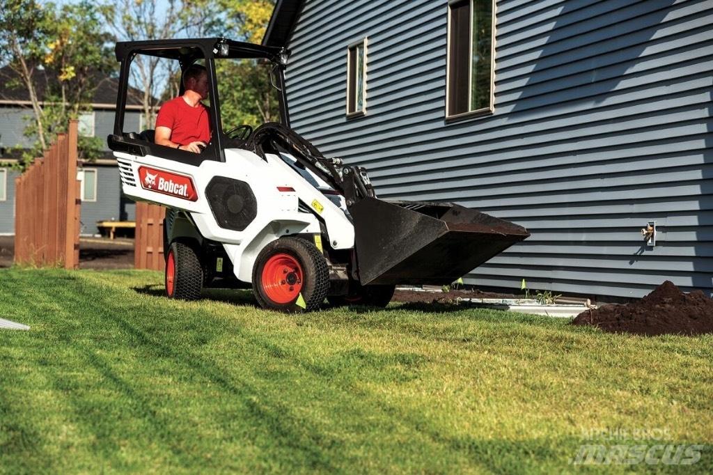Bobcat L 28 Teleskopické manipulátory