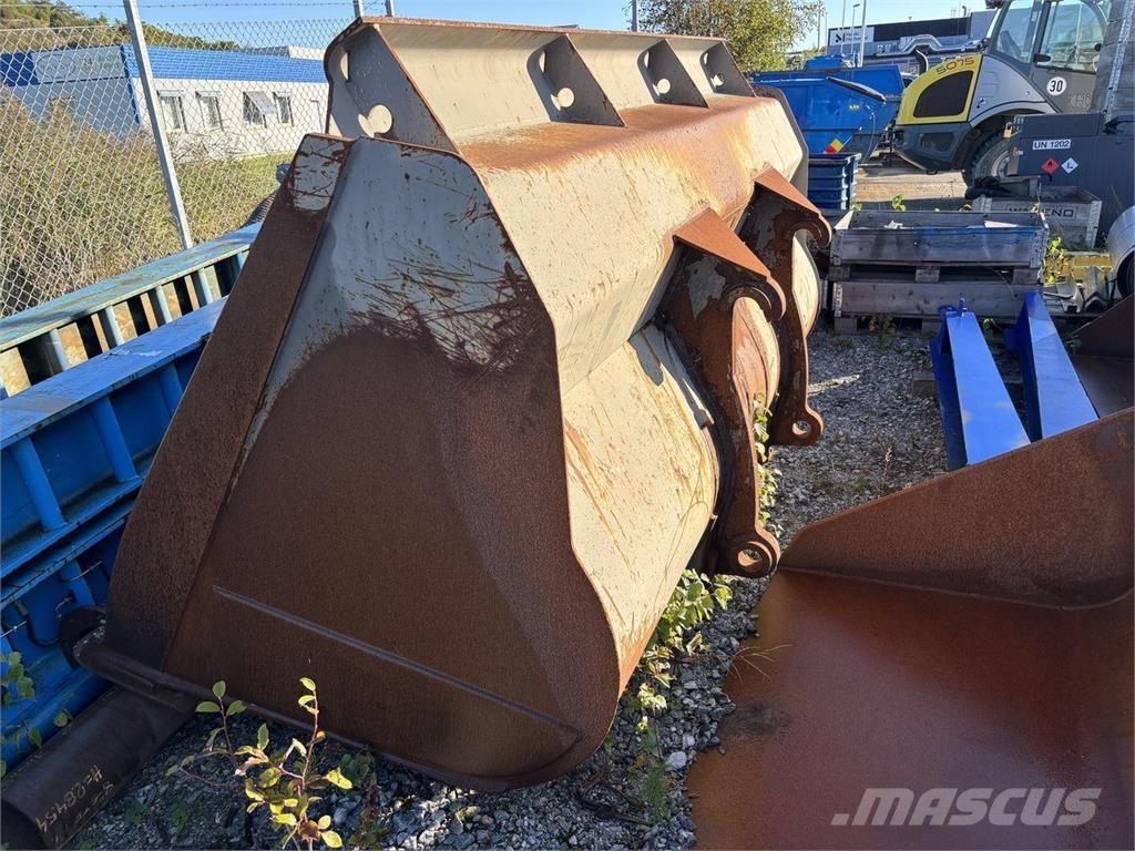 Liebherr L566 Kolesové nakladače