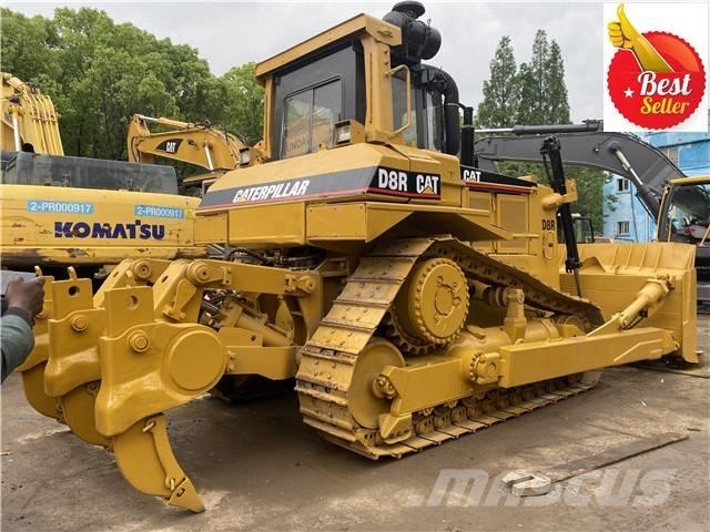 CAT D 8 R Pásové dozéry