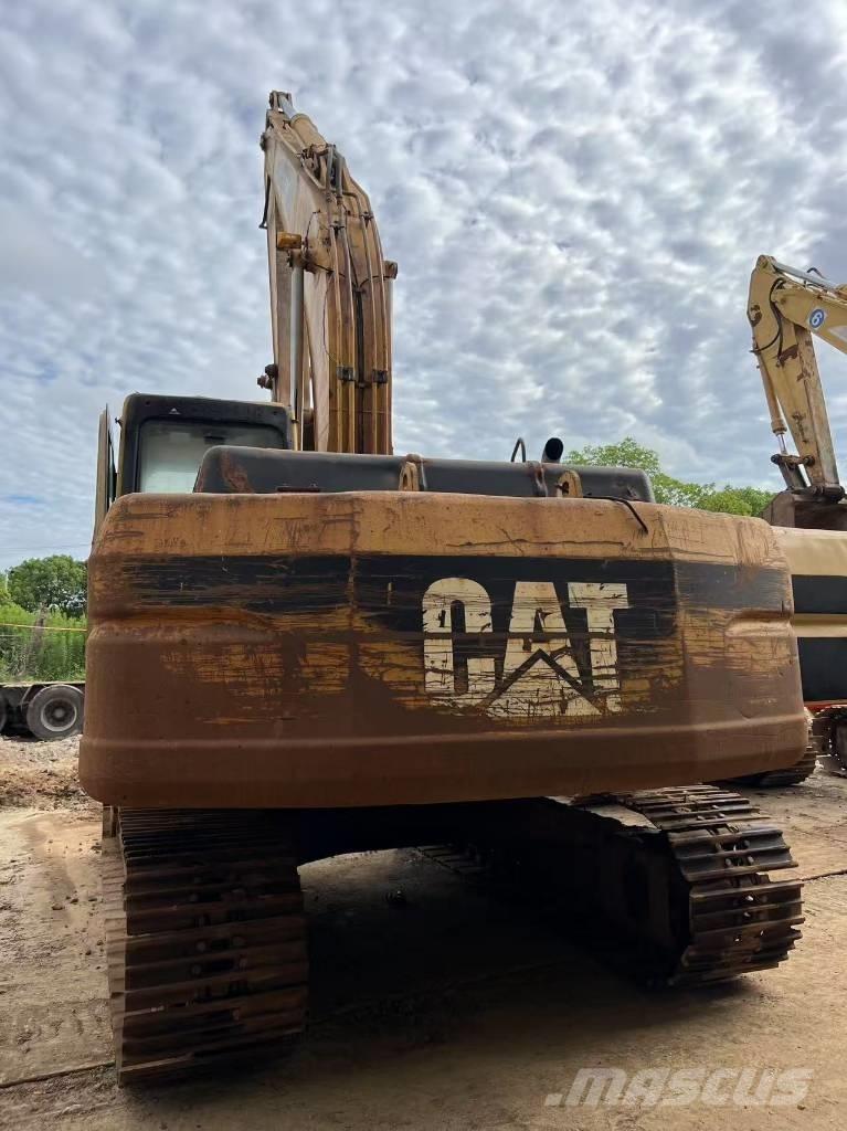 CAT 320 B L Pásové rýpadlá