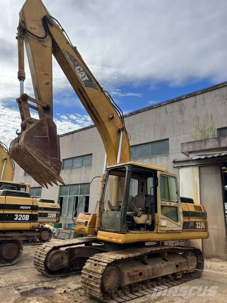 CAT 320 B L Pásové rýpadlá