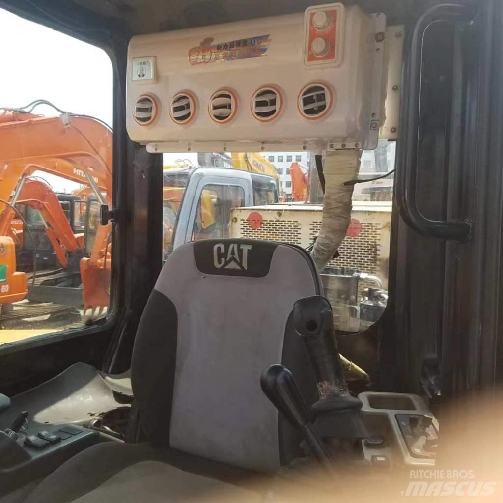 CAT 304 CR Mini rýpadlá < 7t