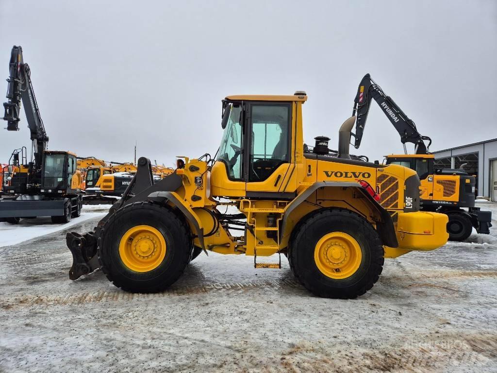 Volvo L 90 F Kolesové nakladače