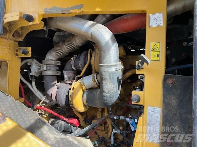 CAT 950 Kolesové nakladače