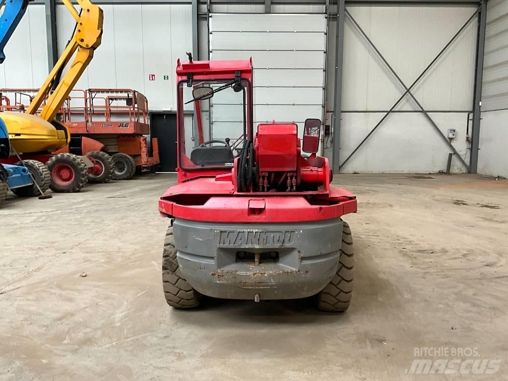 Manitou BT 420 Teleskopické manipulátory