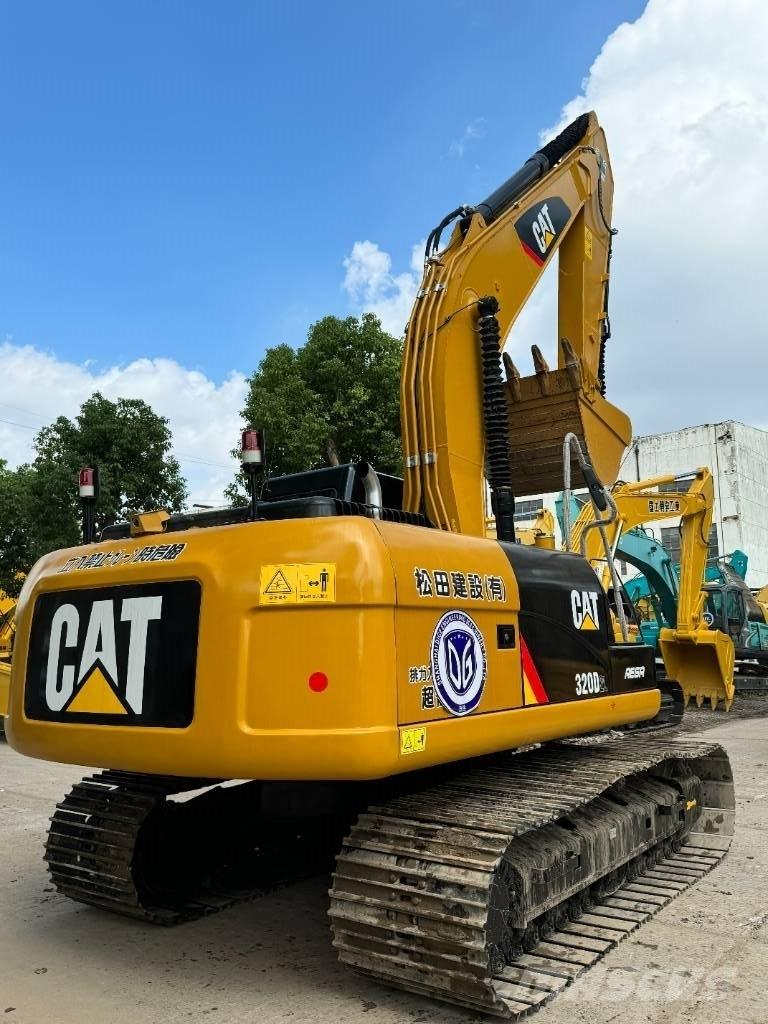 CAT 320 D Midi rýpadlá 7 t - 12 t