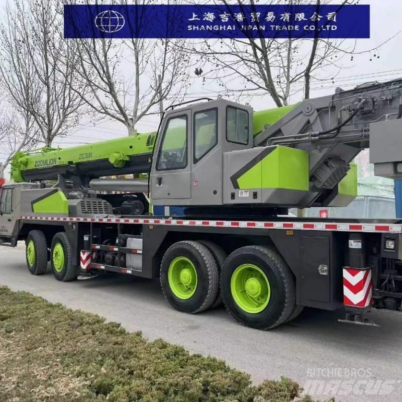 Zoomlion QY 70 V Univerzálne terénne žeriavy